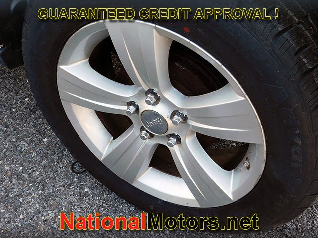 Jeep Patriot Vehicle Full-screen Gallery Image 09