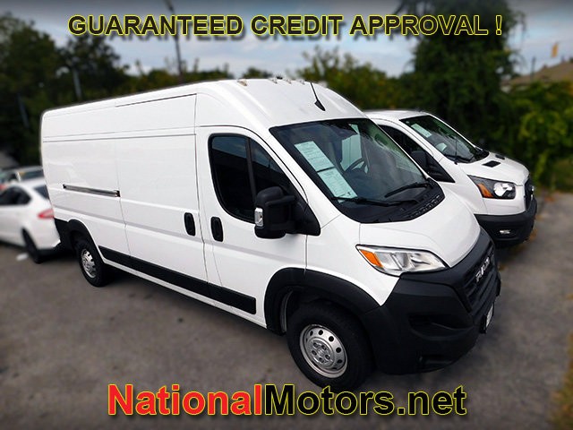 Ram ProMaster Cargo Van Vehicle Full-screen Gallery Image 02