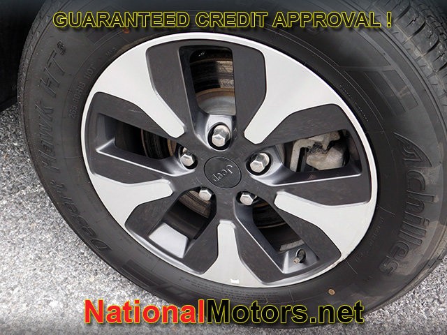 Jeep Grand Cherokee 4xe Vehicle Full-screen Gallery Image 12