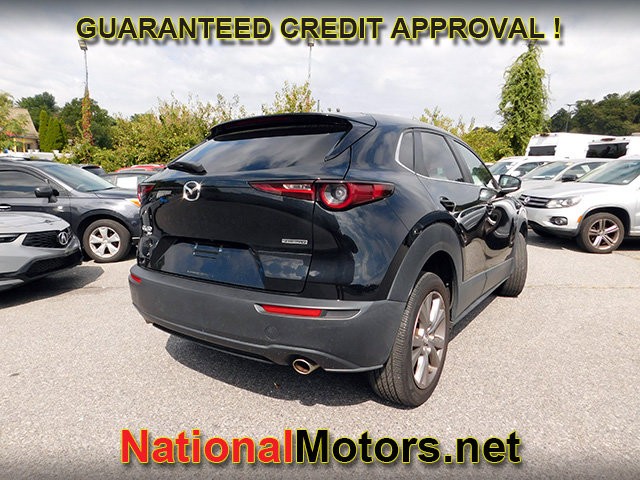 Mazda CX-30 Vehicle Full-screen Gallery Image 05