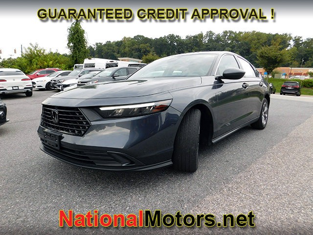 Honda Accord Sedan Vehicle Full-screen Gallery Image 04