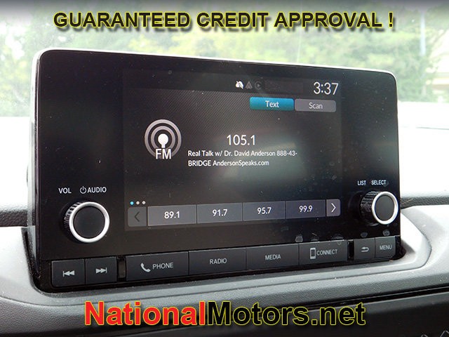 Honda Accord Sedan Vehicle Full-screen Gallery Image 15