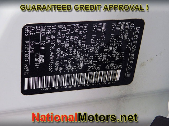 Nissan Rogue Vehicle Full-screen Gallery Image 31