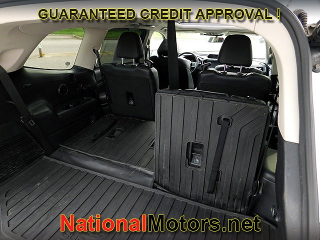 Subaru Ascent Vehicle Full-screen Gallery Image 09