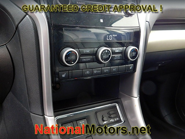 Subaru Ascent Vehicle Full-screen Gallery Image 22