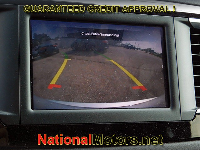 Chrysler Voyager Vehicle Full-screen Gallery Image 16