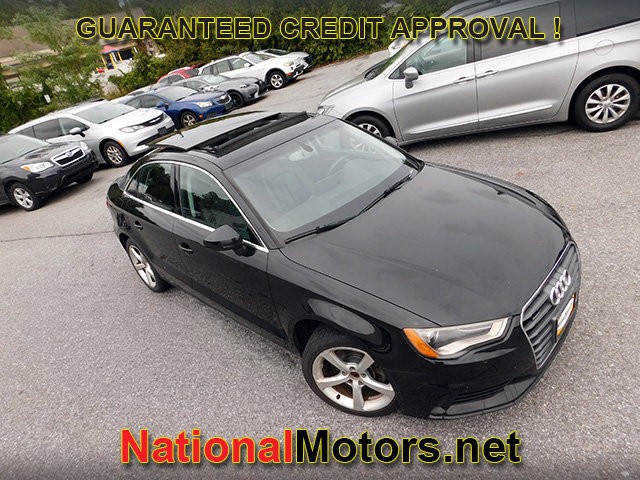 Audi A3 Vehicle Full-screen Gallery Image 02