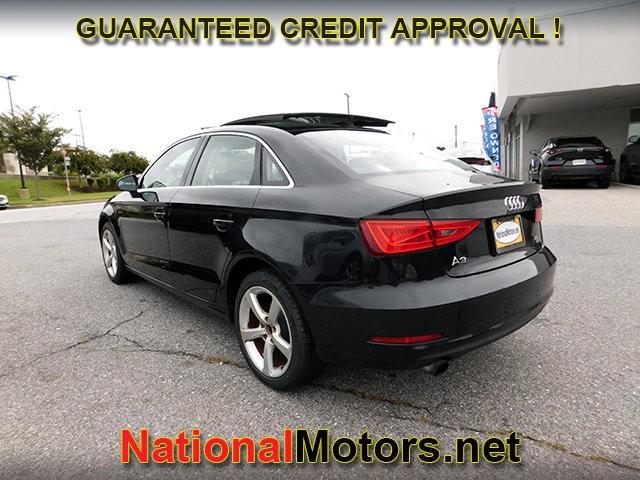 Audi A3 Vehicle Full-screen Gallery Image 04