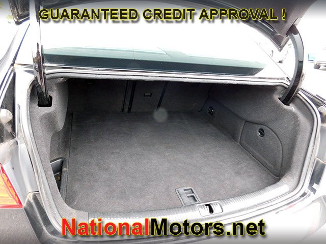 Audi A3 Vehicle Full-screen Gallery Image 07