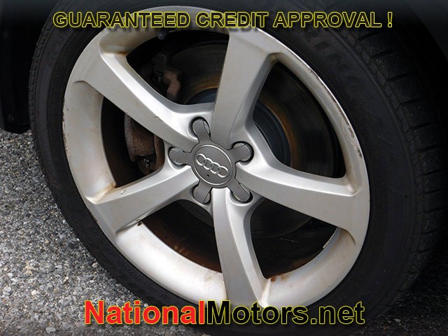 Audi A3 Vehicle Full-screen Gallery Image 08