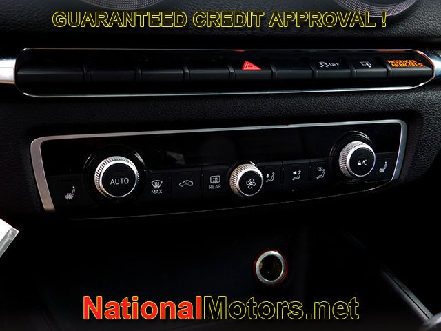 Audi A3 Vehicle Full-screen Gallery Image 19