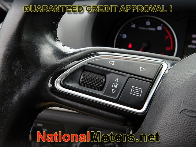 Audi A3 Vehicle Full-screen Gallery Image 23