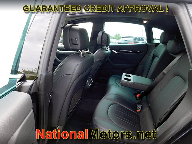 Maserati Levante Vehicle Full-screen Gallery Image 13