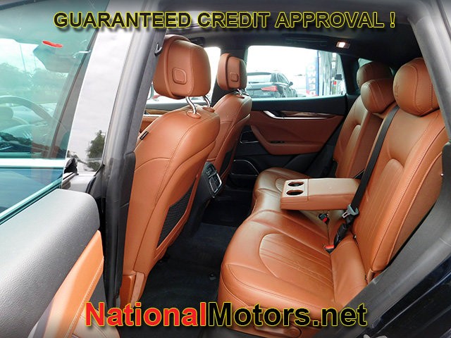 Maserati Levante Vehicle Full-screen Gallery Image 12