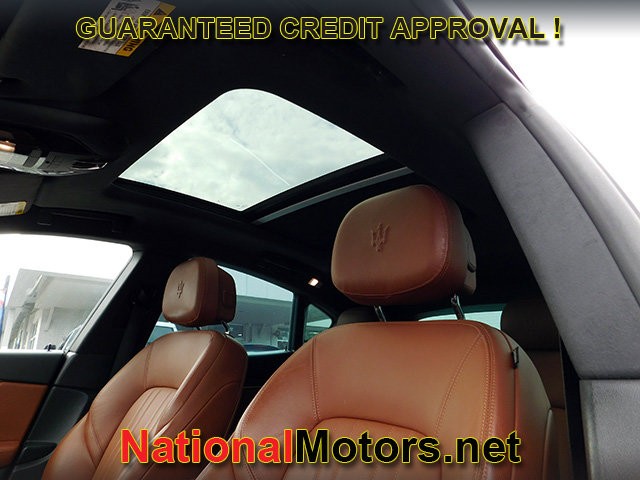 Maserati Levante Vehicle Full-screen Gallery Image 17