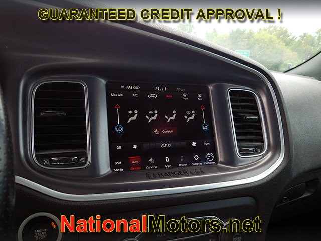 Dodge Charger Vehicle Full-screen Gallery Image 13