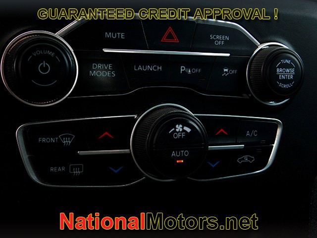 Dodge Charger Vehicle Full-screen Gallery Image 16