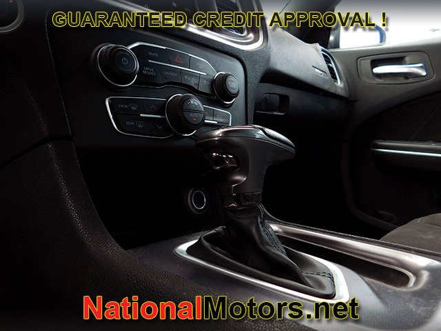 Dodge Charger Vehicle Full-screen Gallery Image 17