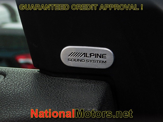 Dodge Charger Vehicle Full-screen Gallery Image 19