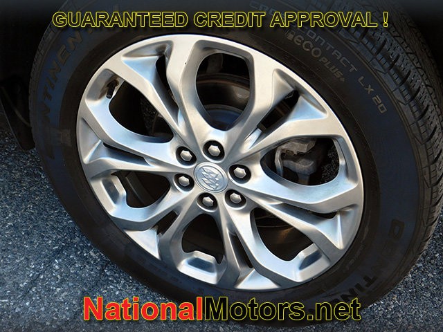 Buick Enclave Vehicle Full-screen Gallery Image 14