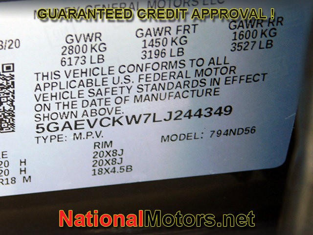 Buick Enclave Vehicle Full-screen Gallery Image 35