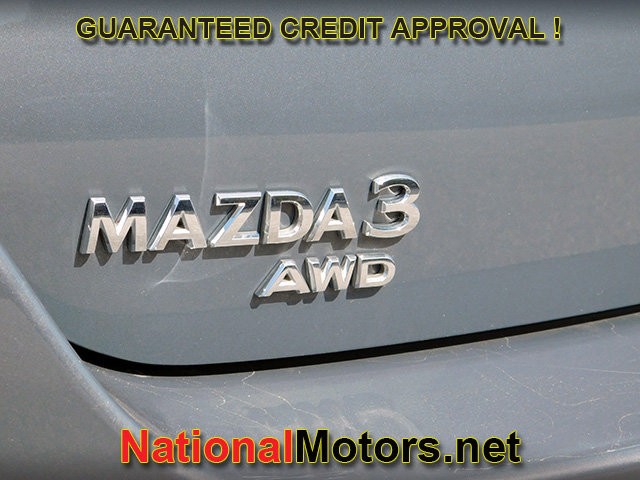 Mazda Mazda3 Sedan Vehicle Full-screen Gallery Image 07