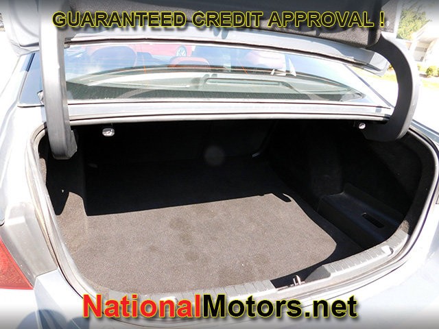 Mazda Mazda3 Sedan Vehicle Full-screen Gallery Image 08