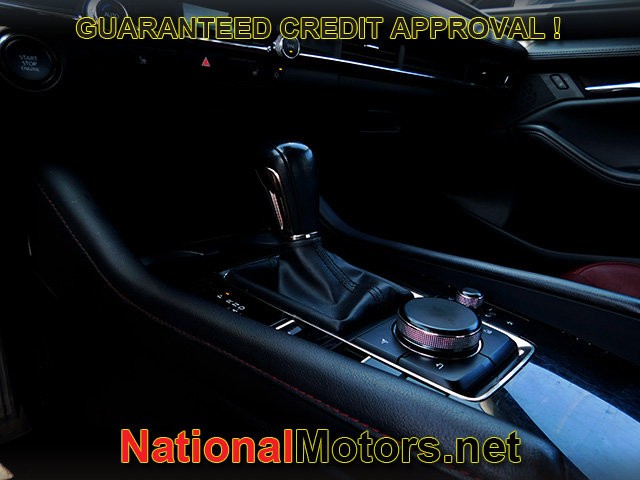 Mazda Mazda3 Sedan Vehicle Full-screen Gallery Image 20