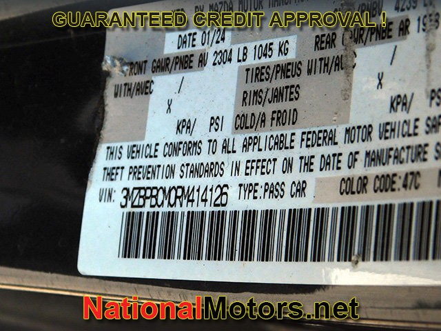 Mazda Mazda3 Sedan Vehicle Full-screen Gallery Image 24