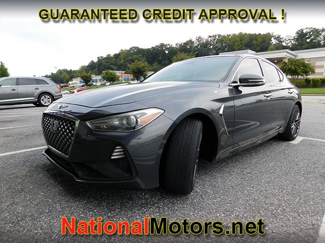 Genesis G70 Vehicle Full-screen Gallery Image 03