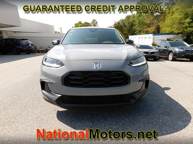 Honda HR-V Vehicle Full-screen Gallery Image 03
