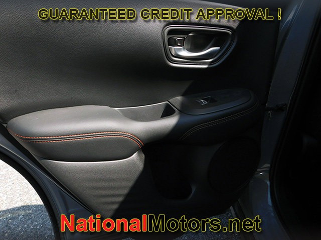 Honda HR-V Vehicle Full-screen Gallery Image 10