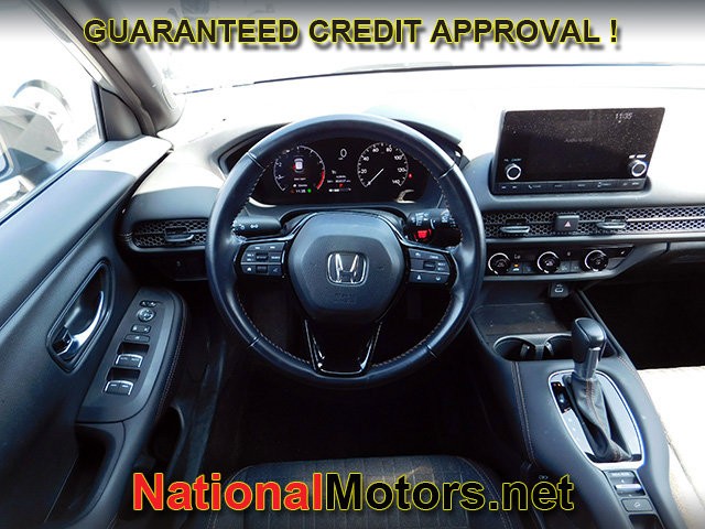 Honda HR-V Vehicle Full-screen Gallery Image 12