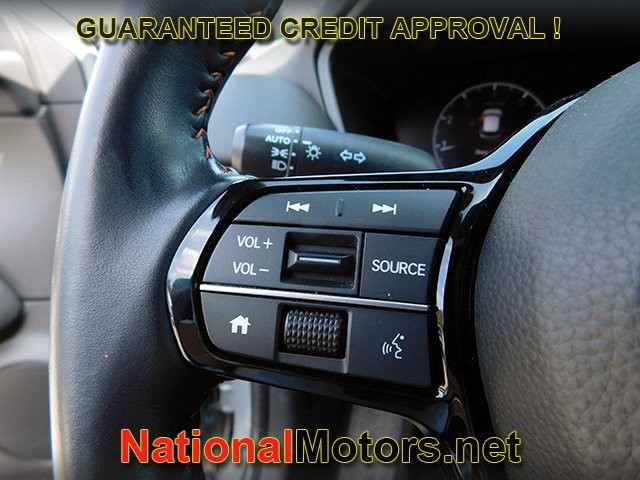 Honda HR-V Vehicle Full-screen Gallery Image 20