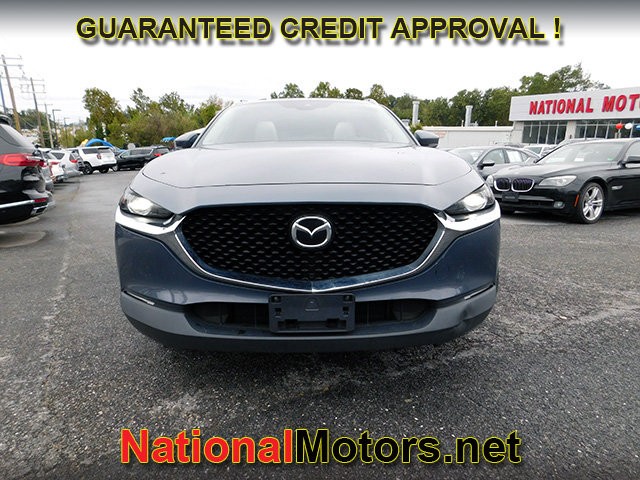 Mazda CX-30 Vehicle Full-screen Gallery Image 03