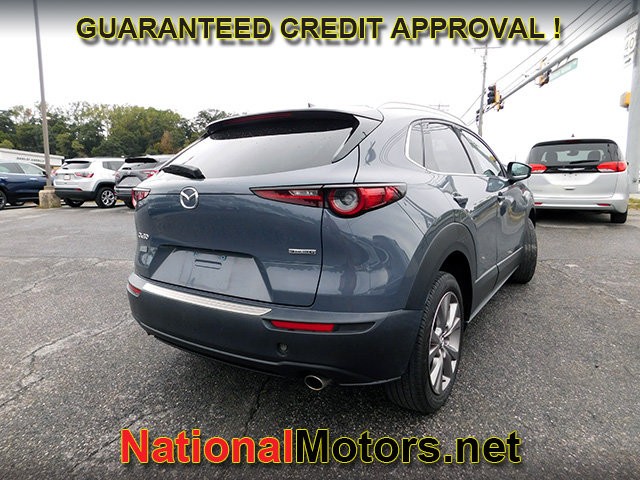 Mazda CX-30 Vehicle Full-screen Gallery Image 06