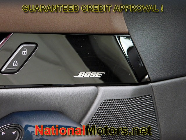 Mazda CX-30 Vehicle Full-screen Gallery Image 19