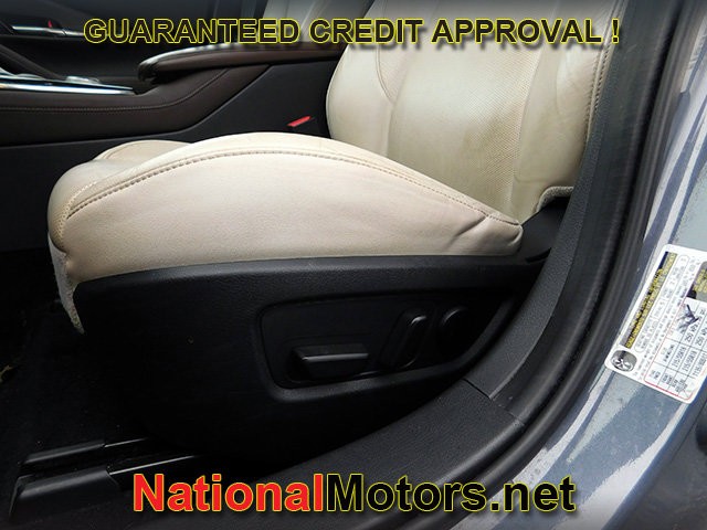 Mazda CX-30 Vehicle Full-screen Gallery Image 20