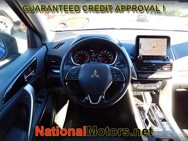 Mitsubishi Eclipse Cross Vehicle Full-screen Gallery Image 15