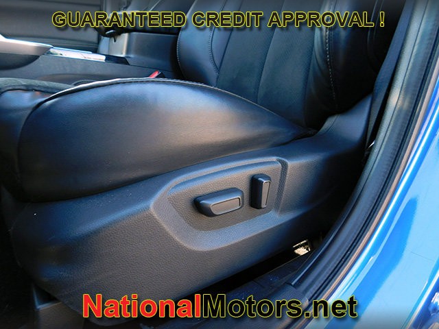 Mitsubishi Eclipse Cross Vehicle Full-screen Gallery Image 17