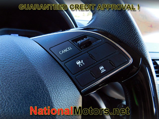 Mitsubishi Eclipse Cross Vehicle Full-screen Gallery Image 24