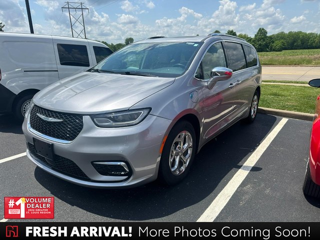 more details - chrysler pacifica