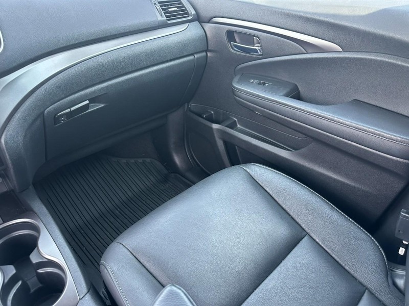 Honda Pilot Vehicle Full-screen Gallery Image 17