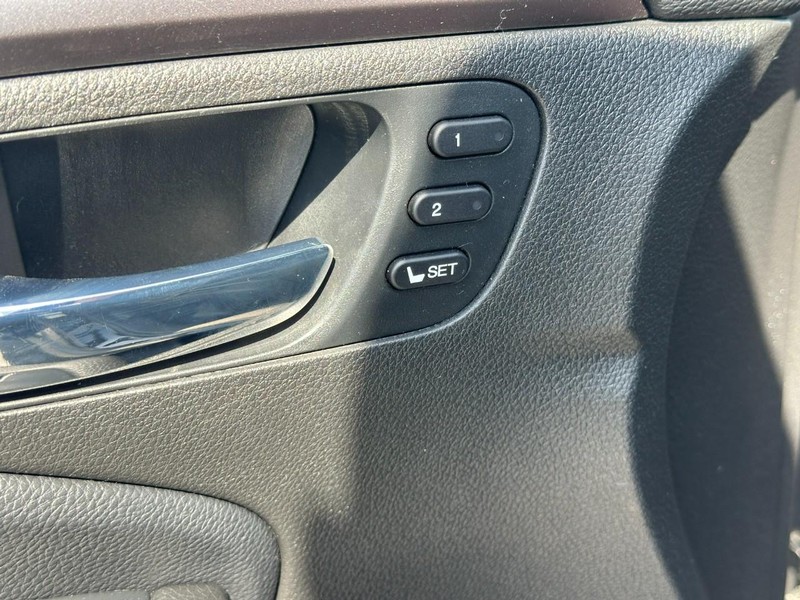 Honda Pilot Vehicle Full-screen Gallery Image 19