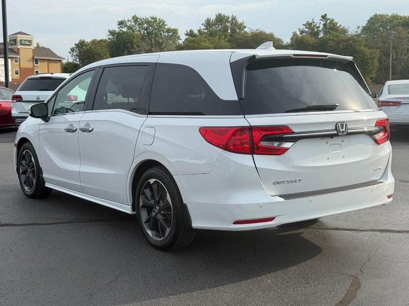 Honda Odyssey Vehicle Full-screen Gallery Image 05