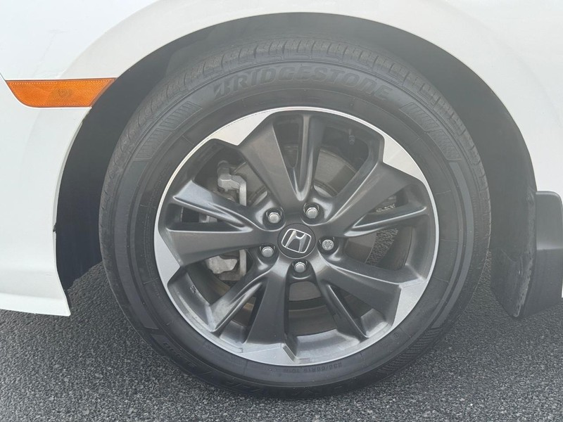 Honda Odyssey Vehicle Full-screen Gallery Image 07