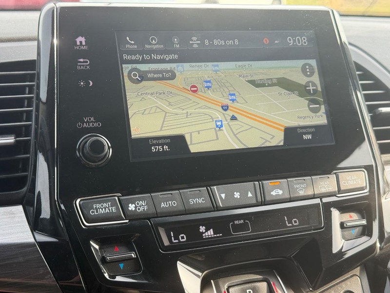 Honda Odyssey Vehicle Full-screen Gallery Image 18