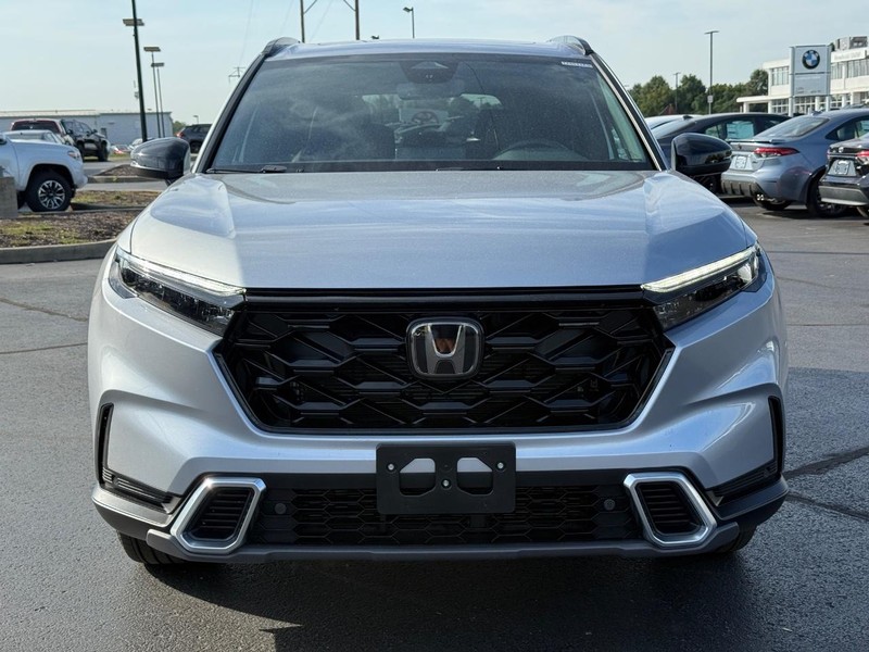 Honda CR-V Hybrid Vehicle Full-screen Gallery Image 09