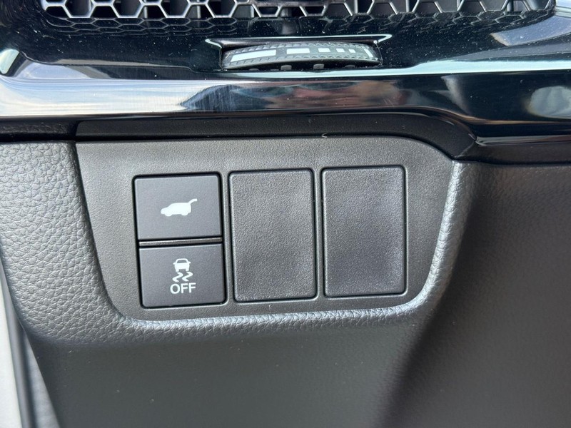 Honda CR-V Hybrid Vehicle Full-screen Gallery Image 24