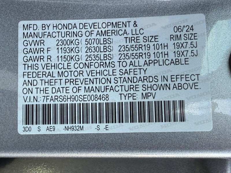 Honda CR-V Hybrid Vehicle Full-screen Gallery Image 27